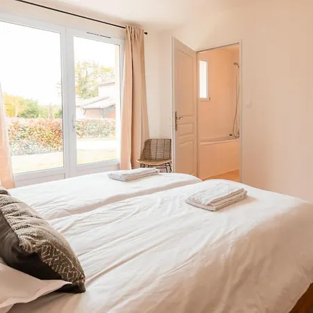 Les Forges - 5 For 8 People *