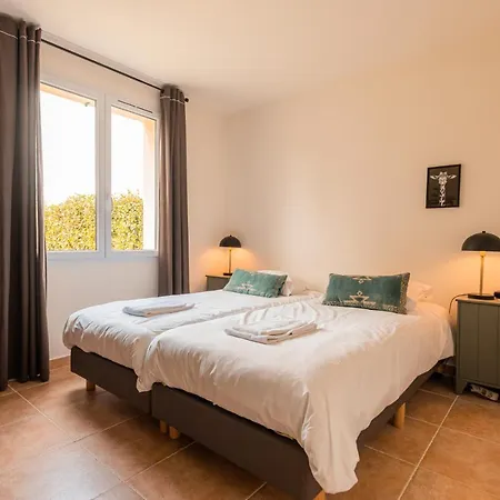 Vila Les Forges - 5 For 8 People Vasles