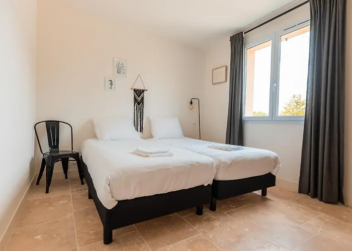 Les Forges - 5 For 8 People