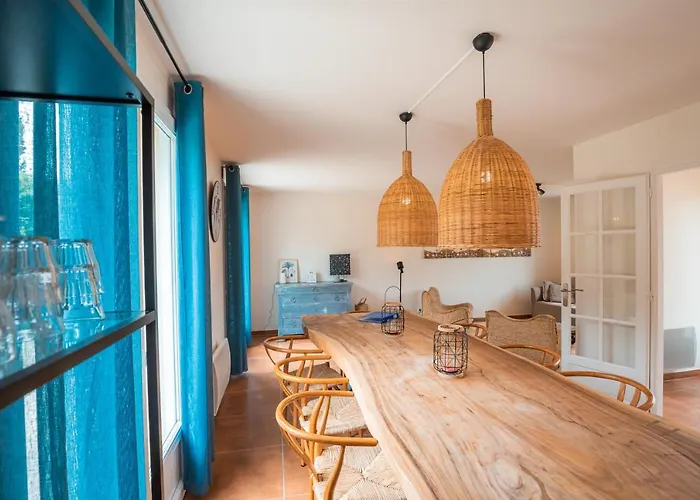 Βίλα Les Forges - 5 For 8 People *