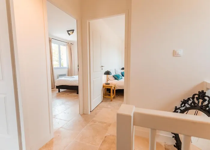 Les Forges - 5 For 8 People * Vasles